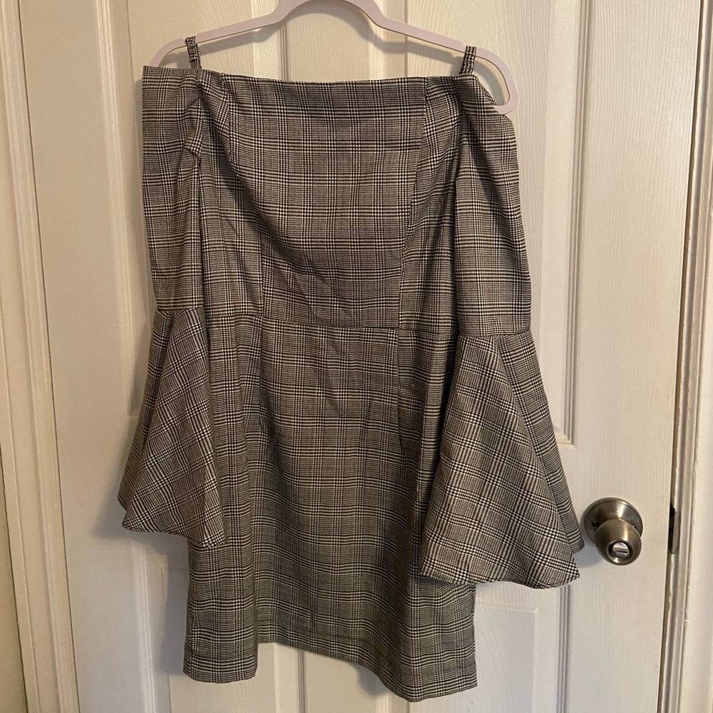 Ina Bell Sleeve Dress